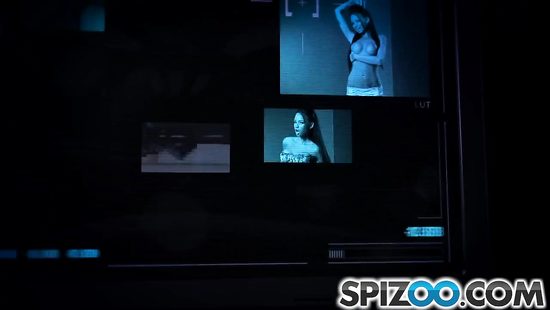 Элитная татуированная шлюха приехала в отель по вызову