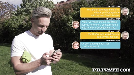 Единственный минус жены - не может прожить без двойного проникновения