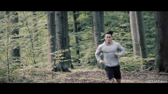 Исполнение мечты парня о сексе втроем - лучший подарок на день рождения