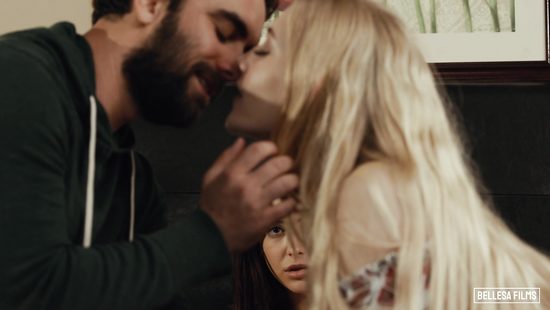 Наблюдения за сексом могут довести до бурного оргазма