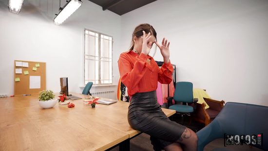 Сладость сотрудницы как смысл вставать по утрам