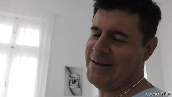 Лана надела бикини и снялась в домашке со своим бойфрендом