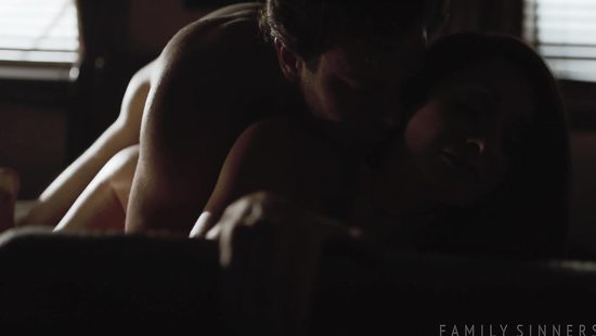 Миссия: спасти мачеху перепихом