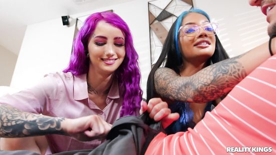 Мастер на час и девок оттрахает умело