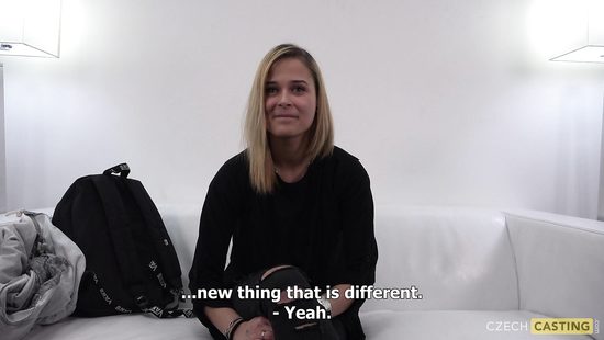 Чешский кастинг для блондинки закончился лесби сексом и трахом с агентом