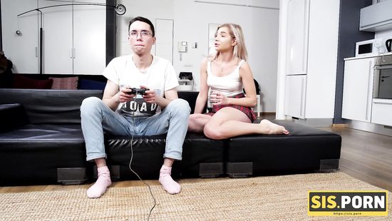 Хоть на члене прыгай, только играть не мешай