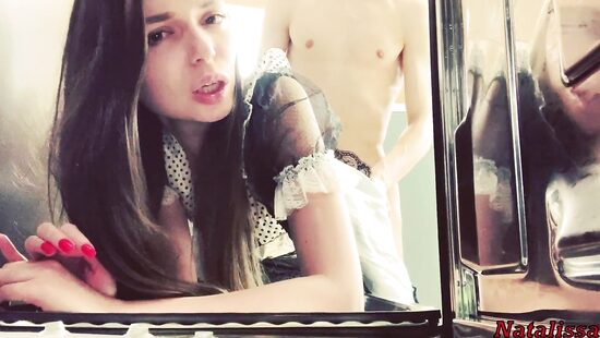 Держись, я тебе помогу, но сначала выебу