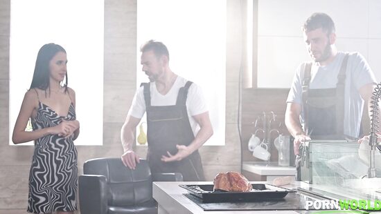 Курочка сгорела, а попка ещё нет...