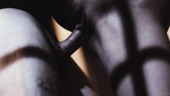 Темная ночь. Сцена первая