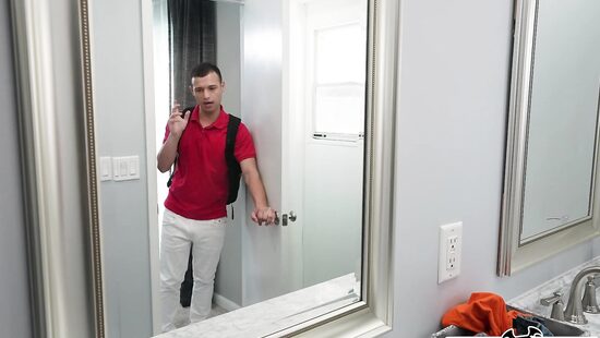 Розовая неловкость