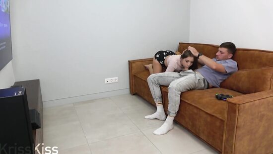 Сиськи или писишка?