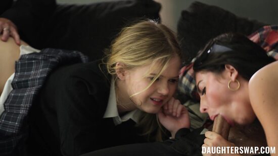 Искушения у бассейна: Эксперименты