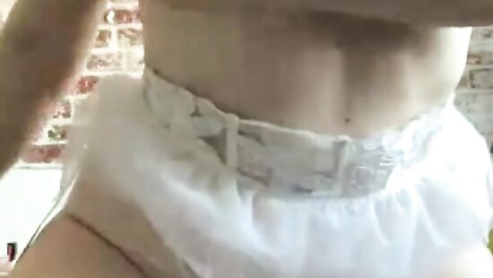 Показываю своих подружек