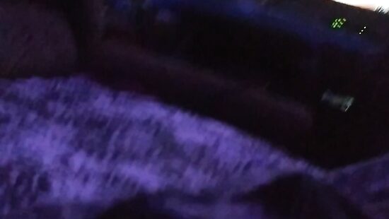 Моя романтик обстановка в спальне, телек показывает парнушку и ...