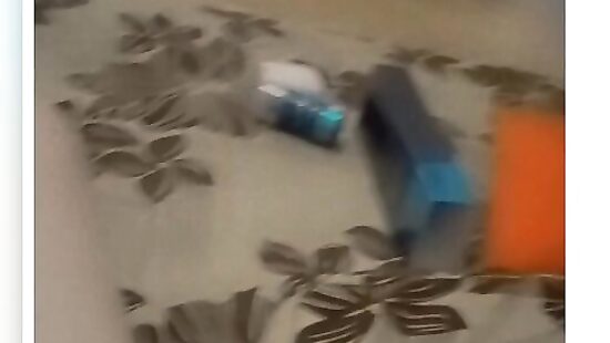 Играюсь с киской