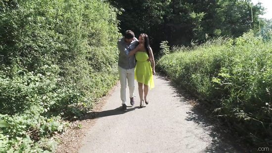 Молодожёны не могут насытиться и трахаются при каждом удобном случае