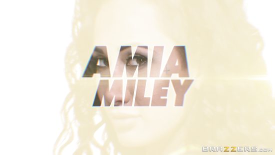 Увидела секс своей любовницы с мужиком и сама напросилась на групповуху