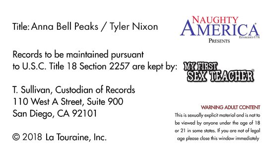 После занятий грудастая преподавательница даёт любимому ученику урок секса