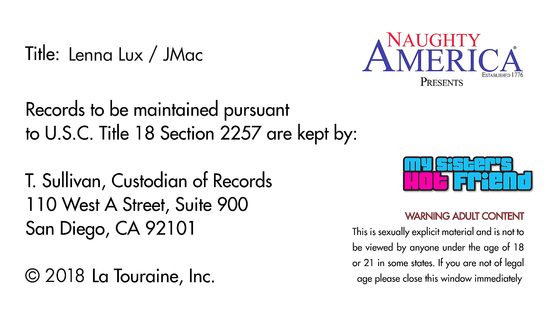 Охрененная брюнетка на катере соблазнила своего лысого соседа