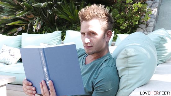 Фантастический фут фетиш от сексуальной латинки