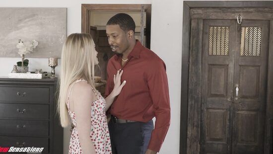 Входит в обязанности и киску