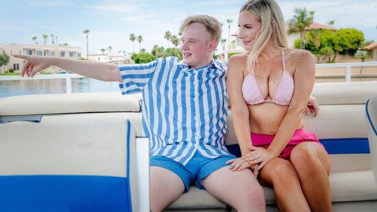 Свидание с подругой мачехи