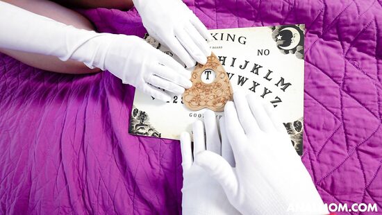 Вызывая призрак анала