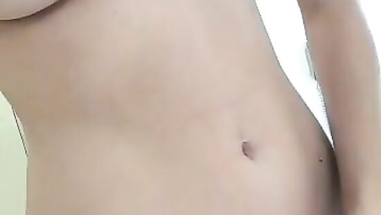 Знакомая подруга завлекает к себе в гости))