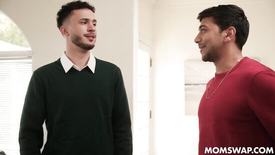 Связанные одной кроватью