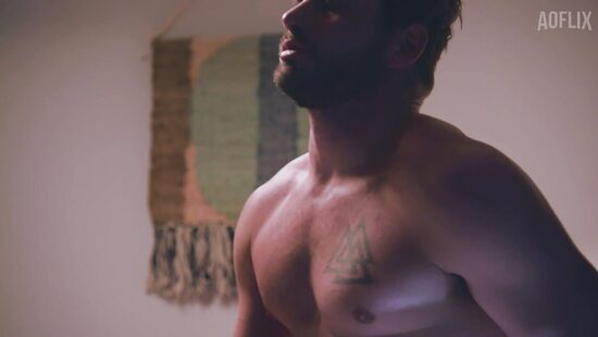 Единственная шлюха в нашей постели - ты