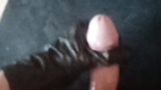 Устроил подружке романтический вечер 