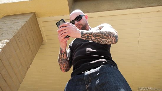 Таксистка соблазнила понравившегося клиента и попрыгала на его хрене