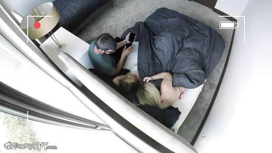 Лесбиянка на глазах у подруги перепихнулась с бородатым очкариком