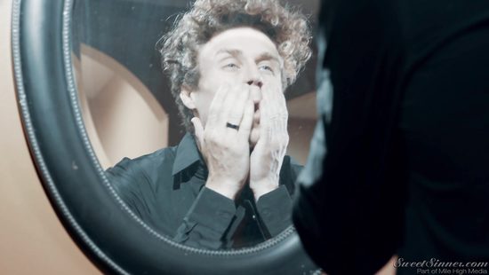 Рискнул своей женой и семьёй чтобы засадить грудастой няне