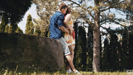 Чудный день для прогулки и секса