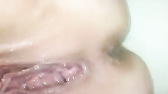 Мастурбирую