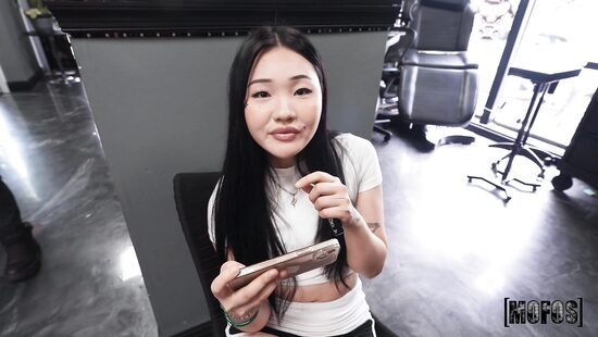 В тату-салоне