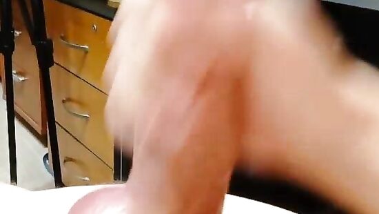 Много обильно кончил!