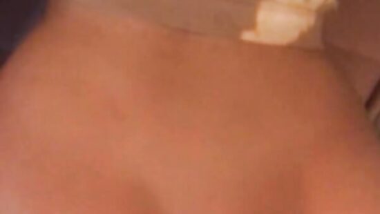 Как-то одним скучным вечером, подруга позвала в гости...