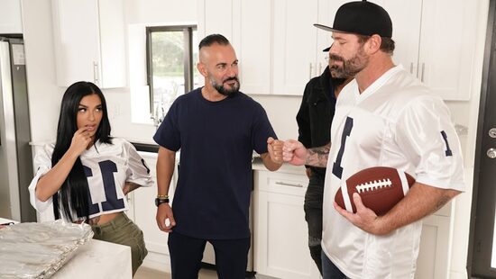 День игры в... Член?