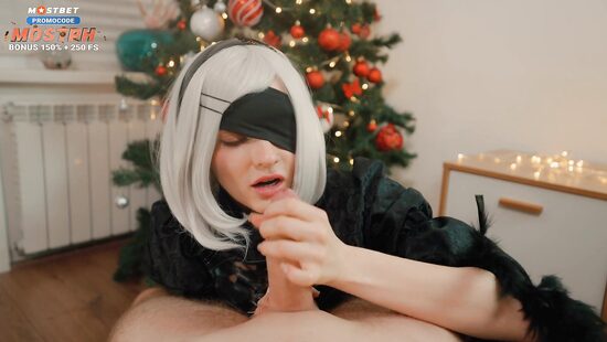 YoRHa No.2 тоже празднует Новый год