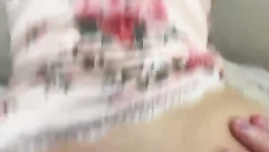 Анальная пробочка в попке