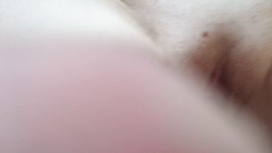 Классно кончил на женский лобок