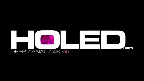 Тайской красотке товарищ прочистил дымоход и заполнил очко спермой