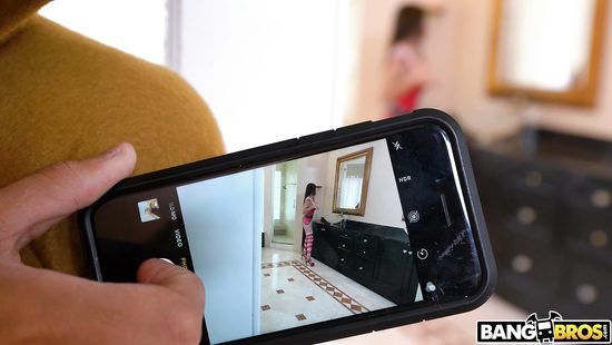 Новогодний секс в красивых костюмах игривых молодых любовников