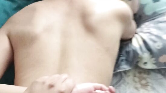 Кончил наружу.