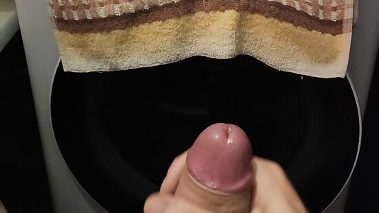 Стоит колом:)