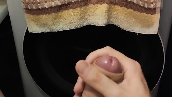 Стоит колом:)