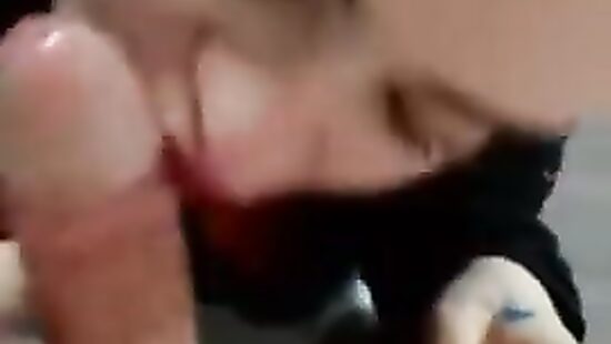 Шикарный отсос от подруги 2.