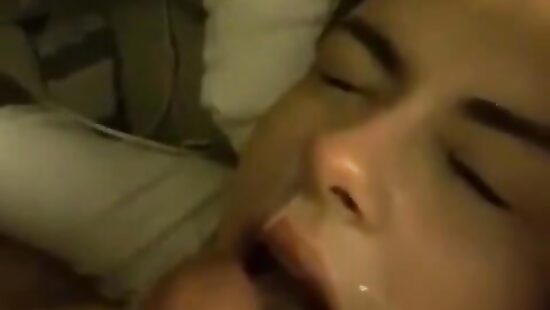 кончаю на личико